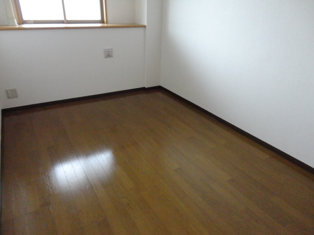 ソレアード武蔵浦和の居間・リビング