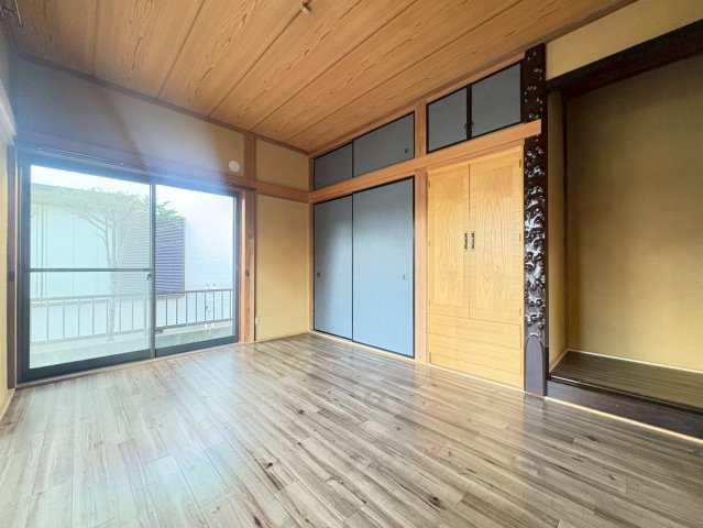 【寝室】