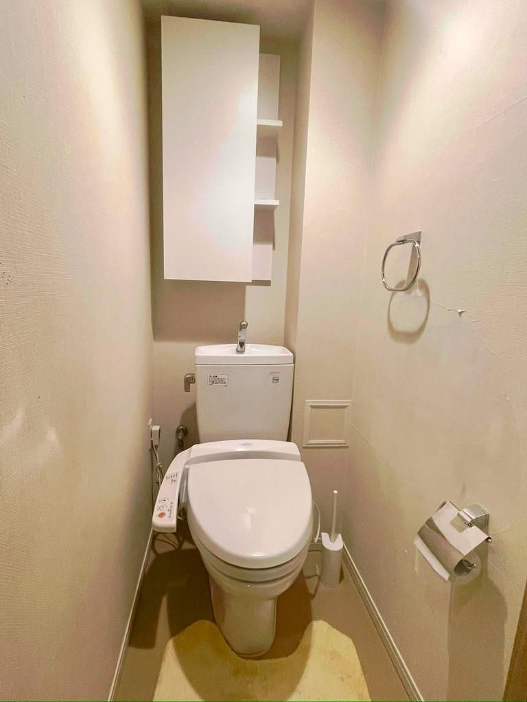 三鷹市下連雀９丁目の中古マンションのトイレ