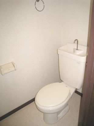 セブンスズキⅢのトイレ|トイレもきれいです