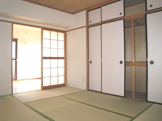セブンスズキⅢの和室|和室、ちょっとしたくつろぎスペースにいかがでしょうか