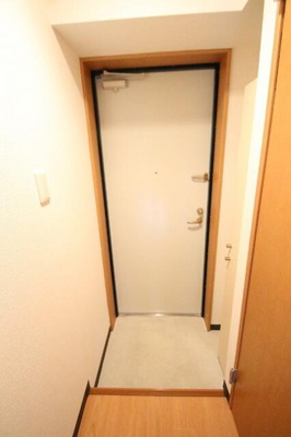 【玄関】 | ラウンド・Ｍ |  