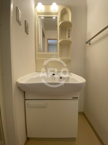 エスティライフ天王寺東の独立洗面台|エスティライフ天王寺東　独立洗面台