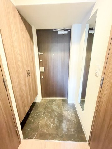 ミラージュパレス難波グランツの玄関