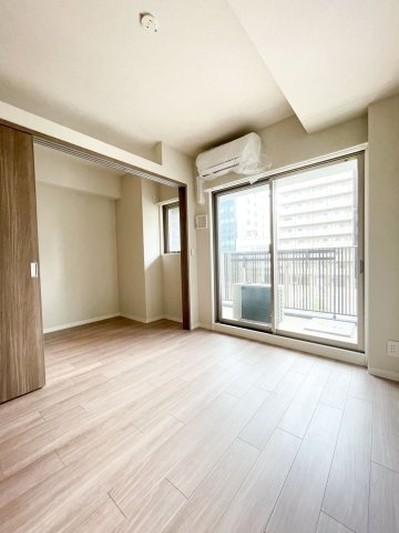 ミラージュパレス難波グランツの洋室