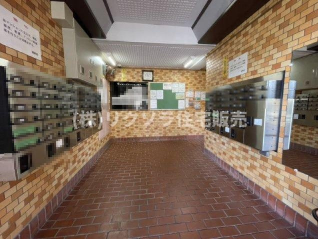 ライオンズマンション枚方のエントランス|内部
■物件内覧・資金計画相談・住宅ローン相談、リフォーム相談、お問合せ受付中■
※当日・翌日のご内覧、ご相談はお電話でのお問合せがスムーズです！