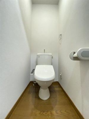 【トイレ】 | リヴィング若葉