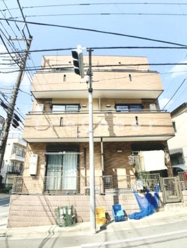 メルベーユ椎山のエントランス