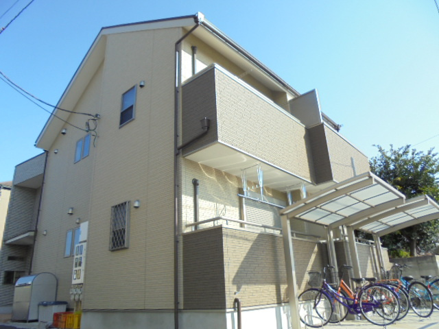 府中市多磨町１丁目のアパートの外観