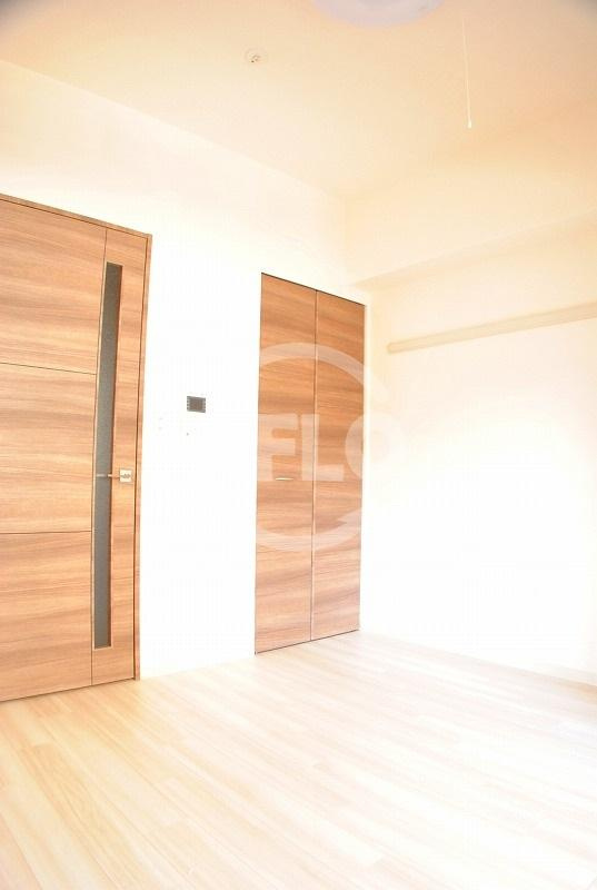 プレサンス難波幸町の居間・リビング|プレサンス難波幸町　洋室