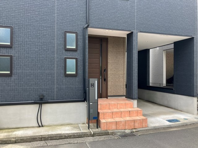 篠原東戸建のエントランス