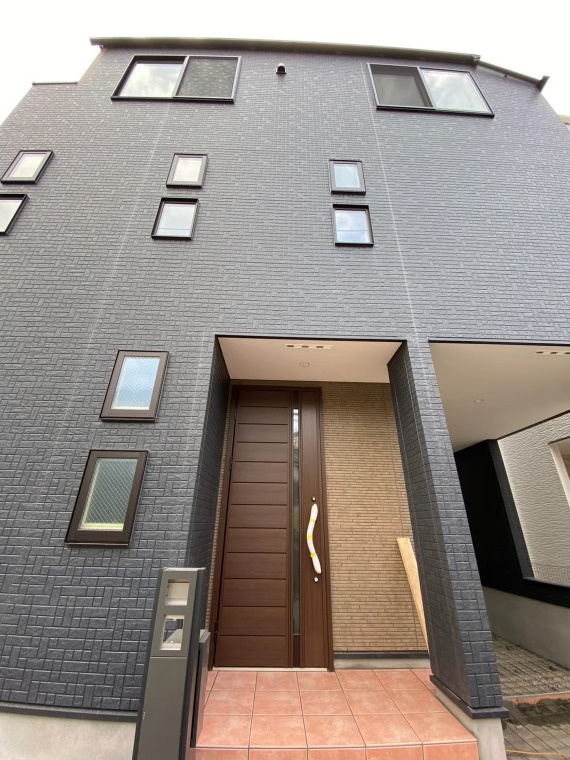 篠原東戸建の玄関