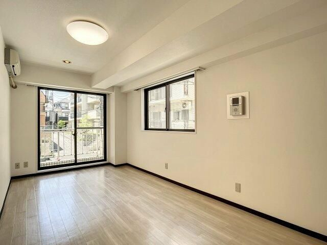 ベル・パークシティ西新宿の居間・リビング