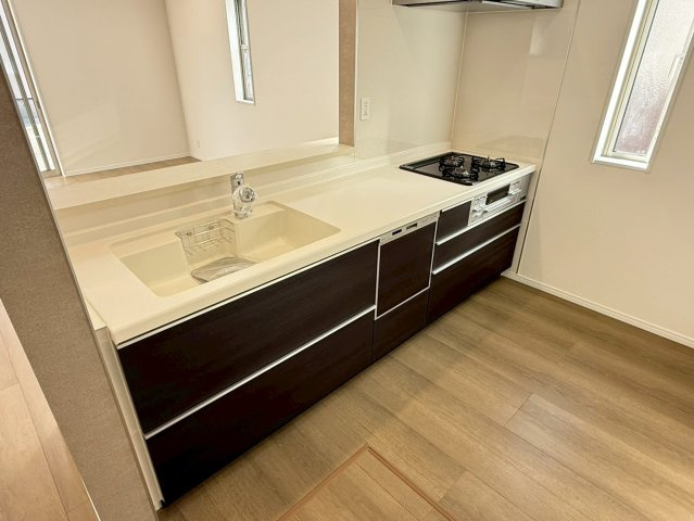 川口市芝宮根町　新築一戸建て　J号棟のキッチン|きれいなキッチンです