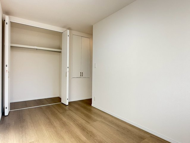 川口市芝宮根町　新築一戸建て　J号棟の収納|大きなものも収納できそうです