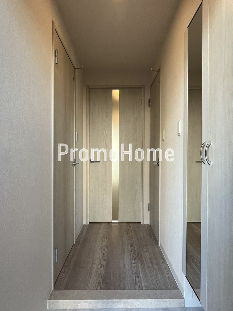 JPT RESIDENCE のエントランス