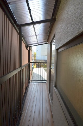 広島市西区観音町の一戸建てのバルコニー