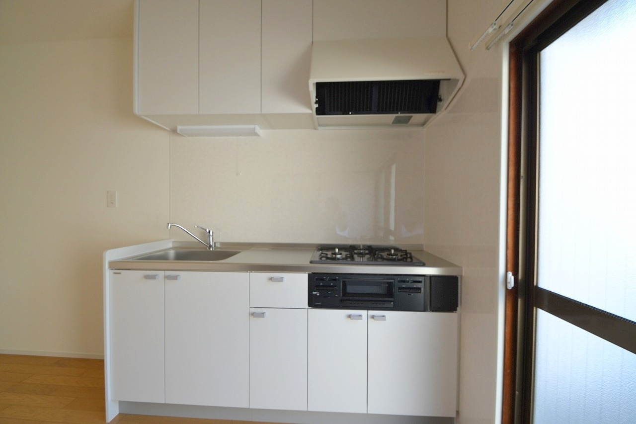 広島市西区観音町の一戸建てのキッチン