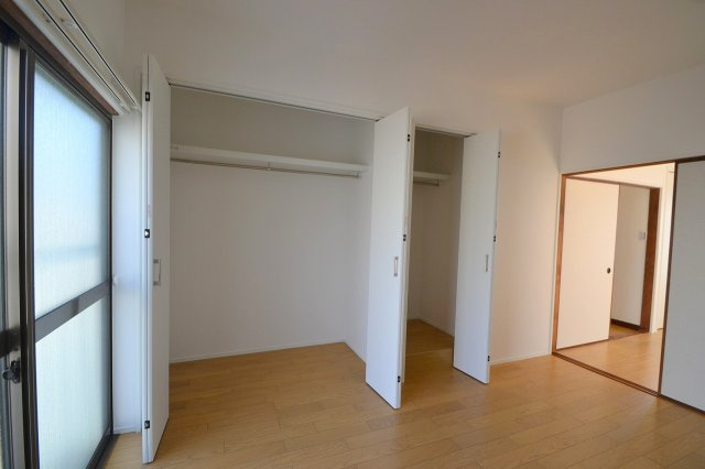 広島市西区観音町の一戸建ての収納