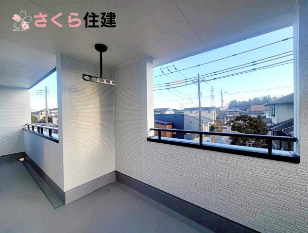 リーブルガーデン宇都宮鶴田町第23のバルコニー|インナーバルコニーは突然の雨でもお洗濯の心配はありません。
