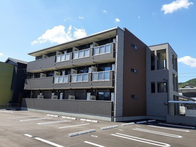 サニーコート末武の外観