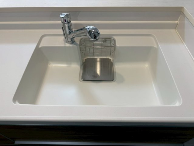 川口市芝宮根町　新築一戸建て　K号棟のその他|キッチンでお料理をお楽しみください