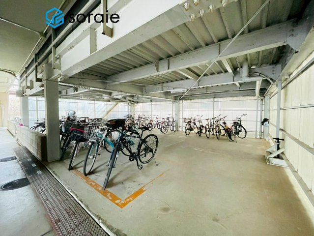 川越フラワーホームの駐輪場|2/7　撮影