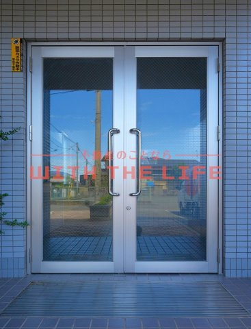 サンライトビル【キャッシュバック対象物件】のエントランス|建物の内部です