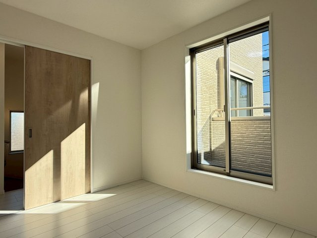 川口市芝宮根町　新築一戸建て　L号棟の子供部屋|子供のお昼寝に使えるお部屋です