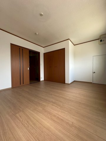 永野ビルの居間・リビング