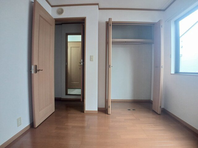 スリーワンスリーヒルズＣの収納