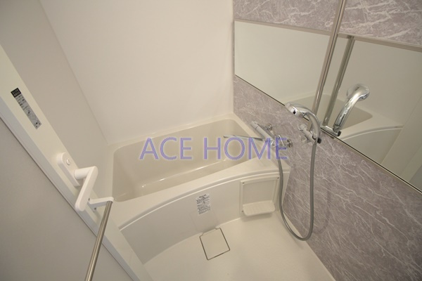 【浴室】 | Splendide NAMBAIII