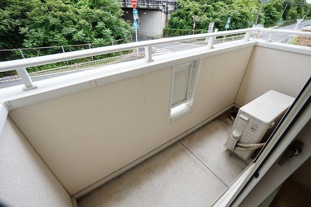 プロムナード上上津役Ａのバルコニー