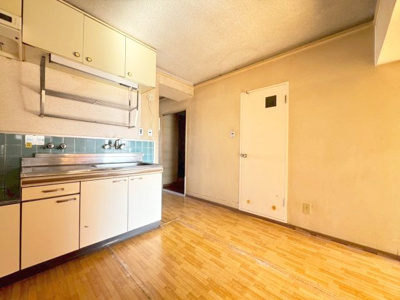 【居間・リビング】 | 千里山アカシヤハイツ