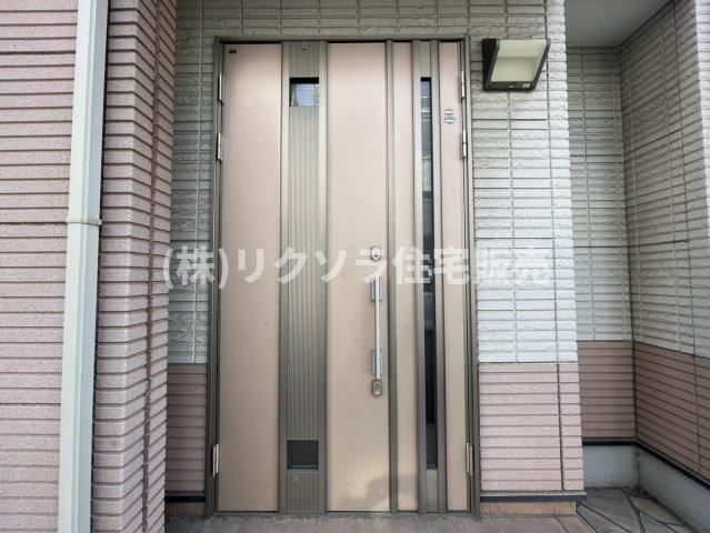 木屋元町　中古一戸建ての玄関|■物件内覧・資金計画相談・住宅ローン相談、リフォーム相談、お問合せ受付中■
※当日・翌日のご内覧、ご相談はお電話でのお問合せがスムーズです！