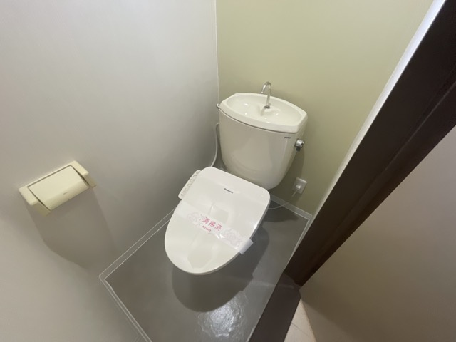 姫路市広畑区高浜町１丁目のハイツのトイレ