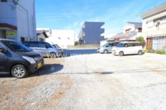 大淀3丁目駐車場