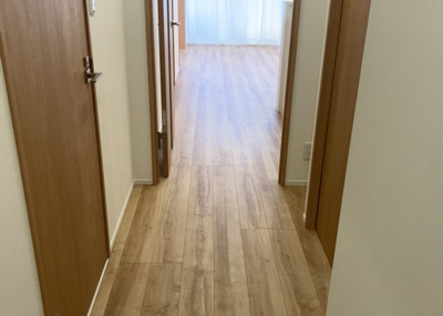 【内装】 | 八王子スカイマンション | 内装はとにかくおしゃれなものがいい！と選ぶ前に、まず住んだ後のことを想像してみましょう。住んでみたらコンセントの位置が悪くて使いにくいなど出てきます。事前にどの家電をどこに置くか想定しておきましょう。