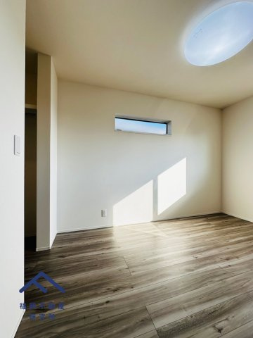 佐賀市諸富町　戸建ての洋室