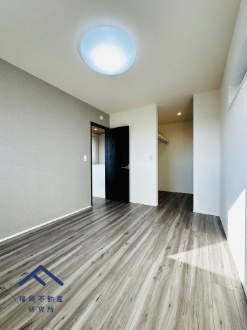 佐賀市諸富町　戸建ての洋室