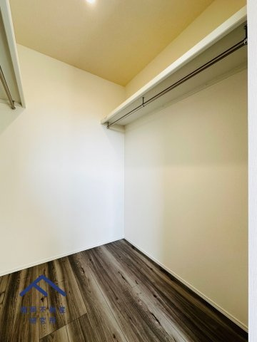 佐賀市諸富町　戸建ての洋室