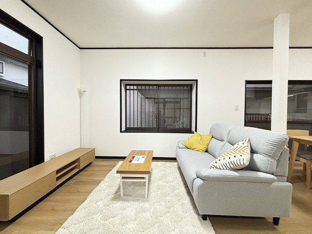 【居間・リビング】 | 早良区田村4丁目　戸建て