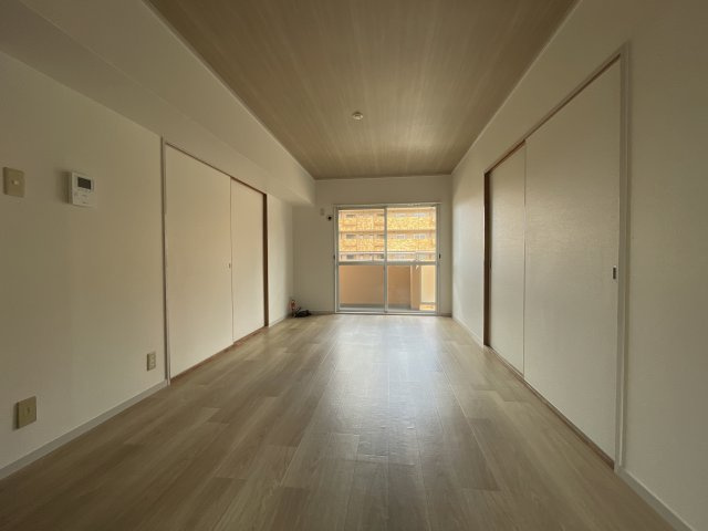 ブエナビスタ姫路青山ウエストの居間・リビング