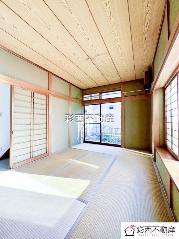 所沢市和ケ原2丁目中古戸建の居間・リビング