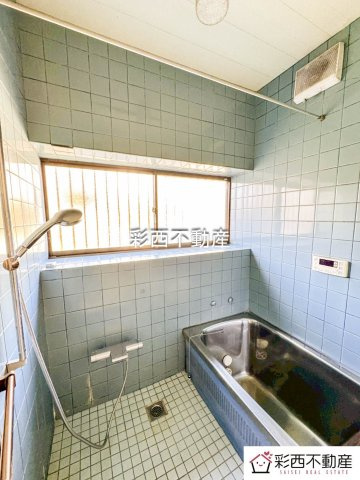 所沢市和ケ原2丁目中古戸建の浴室|お一人でゆっくり過ごすのも良し。お子様と一緒に楽しみながら入るのも良し、至福のバスタイムで日頃の疲れを癒してください。
