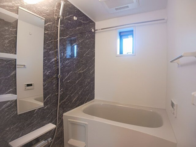 【浴室】 | ナチュラルライフ | ◆不動産すまラボの新プラン◆入居時の費用負担が0円で入居可能♪お気軽にお尋ねください♪