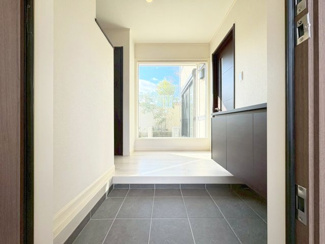 【玄関】 | 箕面市桜ヶ丘2丁目貸家