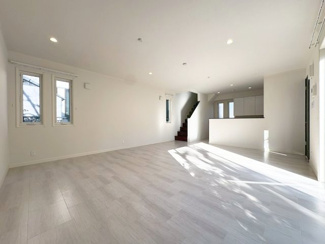 【居間・リビング】 | 箕面市桜ヶ丘2丁目貸家