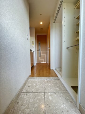 【玄関】 | ユーレジデンス淀屋橋 | ジュネーゼグラン淀屋橋　玄関