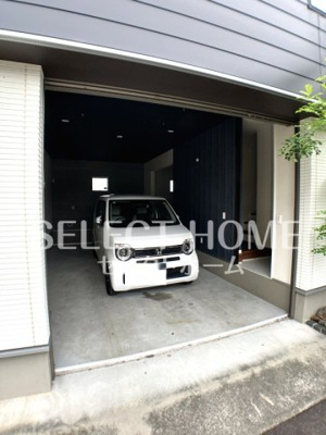 【駐車場】 | ガレージハウス | 駐車場があるので、車を買う予定の方も安心です